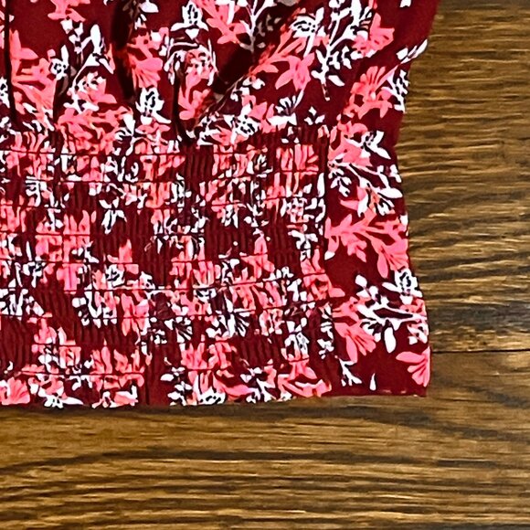 Express sleeveless lightweight floral blouse top XXS NWOT NEW - Picture 5 of 8